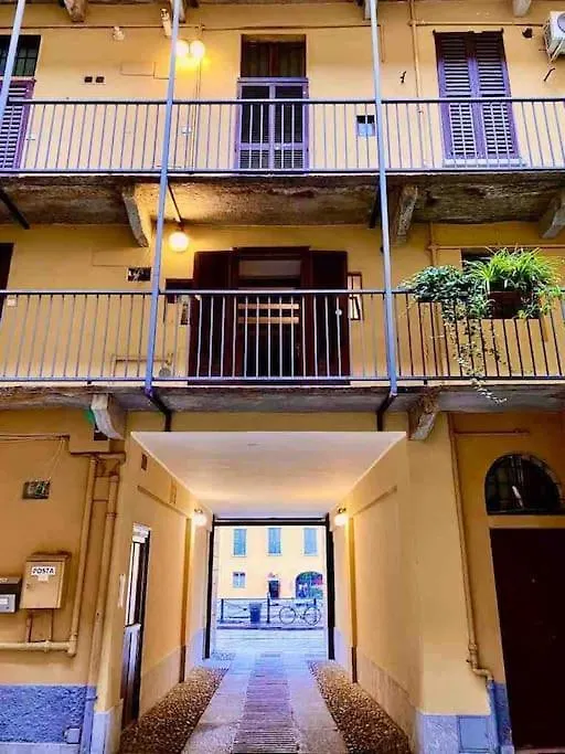 Naviglium Milano Darsena Apartment