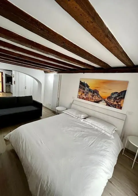 Naviglium Milano Darsena Apartment