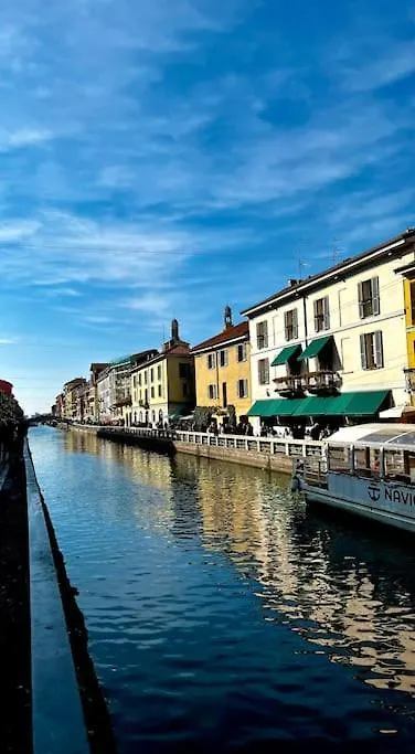 Naviglium Milano Darsena Apartment Italy